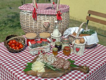 Istrian breakfast, made exclusively with local products, is delivered to the small houses
