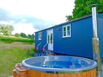 Wood fired hot tub and luxury shepherds hut