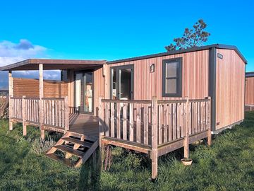 Exterior perig rental