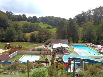Pool complex