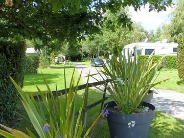 Explore bretagne on a pitch