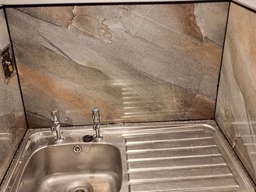 Pot-washing area