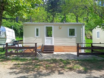 Exterior rental
