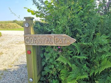 Links to south west coastal path