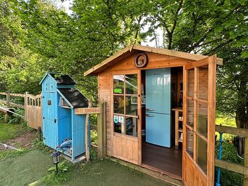 'cheats' kitchen and honesty shop with local produce
