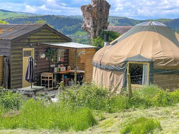 Thistlebank and alfresco kitchen