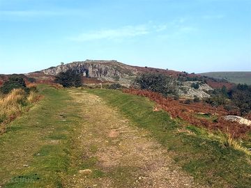 Walks to cheesewring tor and quarry