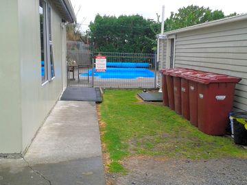 Access to outside swimming pool. communal shower/toilets. recycling bins