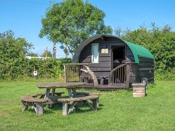 Peter Rabbit shepherd's hut