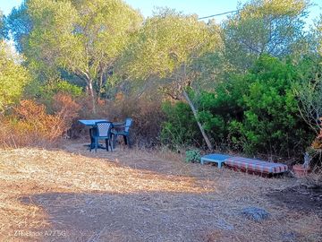 Terreno autonomo in campagna e vicino al mare, sardegna, per camper o roulotte, 20 euro al giorno