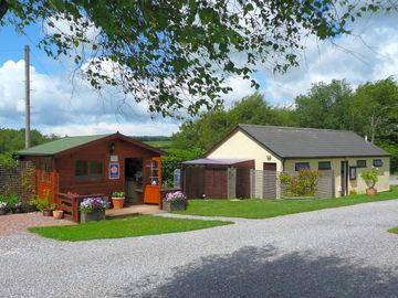 Reception, shop and shower block