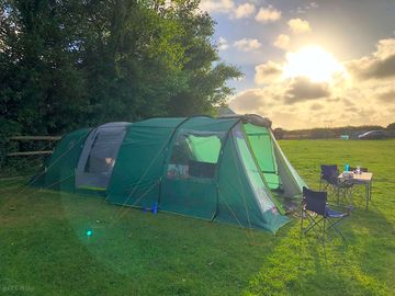 Pitch with essential wind cover!