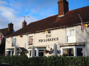 The fox & hounds pub is 20 minutes' walk from the campsite