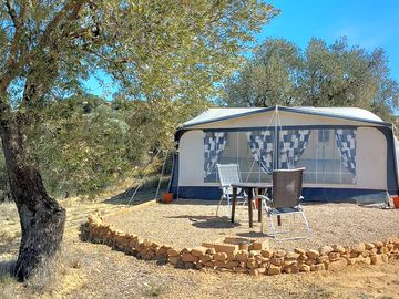 Spacious terrace with fireplace/bbq