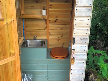 Private compost loo on the premium campervan pitch
