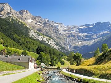 The ax valley