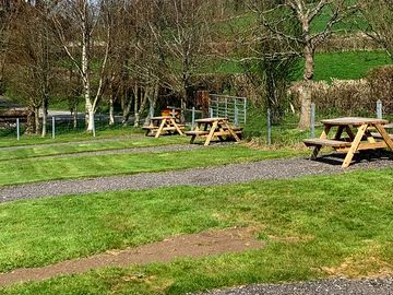 Each pitch has a pic-nic table