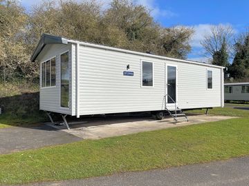 Sleeping 4 people, our pet friendly Glaisdale caravan