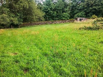 One of the flat areas to pitch in