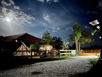 Bell tent e piazzola