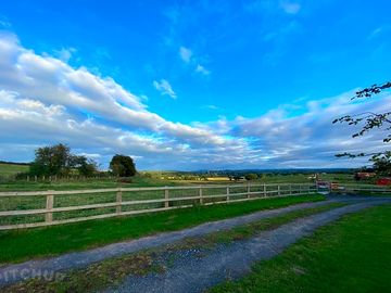 Road to the site