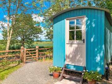 Visitor image of the shepherd’s hut