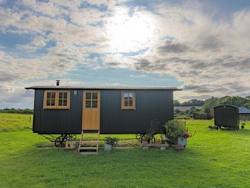 Deer lodge shepherd's hut