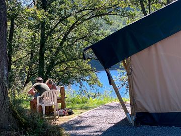 Safaritent 4 p met uniek uitzicht