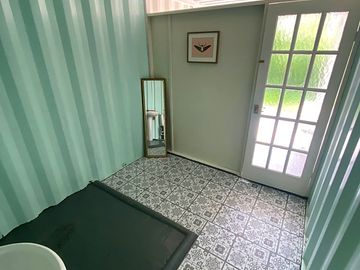 Shower room 1