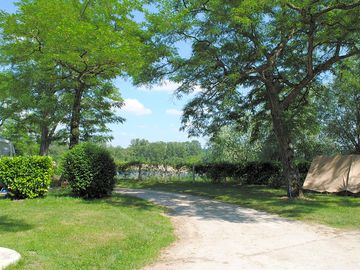 Spacious pitches which can accommodate large vehicles