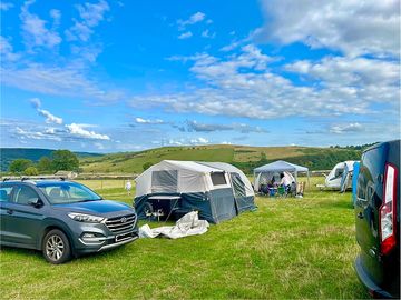 Pitches with spectacular peak district views