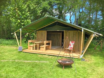 Spacious and warm safari tent