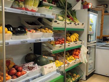 Camping laspaúles supermarket