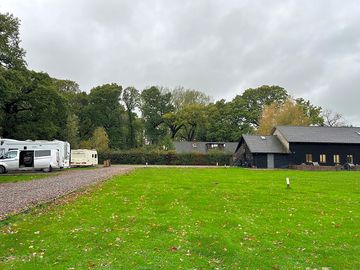 Electric gravel touring pitch