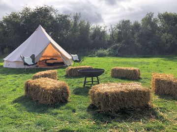 Bell tent with deluxe furnishing upgrade