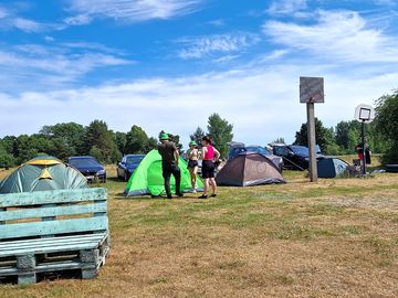 Tent pitches
