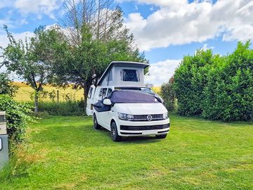 Van avec électricité