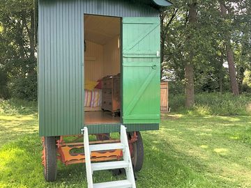 Shepherds hut, 2 adults, fire pit and outside seating area