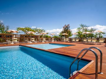 Open-air pools