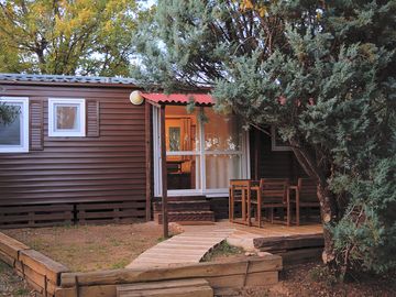Static caravan with a small private garden