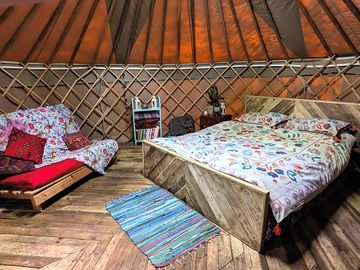 Shibui yurt interior