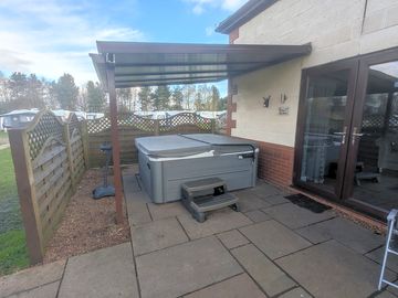 Haybarn Hot Tub