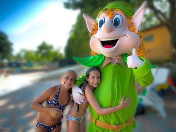 Elfy the mascot, kids simply love him