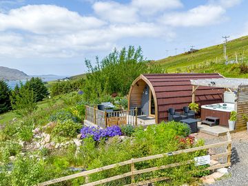 Camping pod