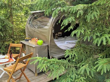 Tinyroom with outdoor seating