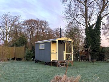 Foxglove shepherd's hut