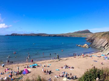 Porthseleu beach