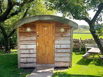 Beauty of bath pod