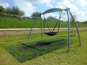 Birds Nest Swing (added by manager 03 Aug 2012)