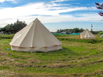 Bell tents (added by manager 26 Sep 2022)